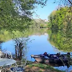 Exceptionnel Au Bord De La Riviere Lot