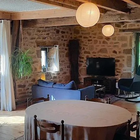 Exceptionnel Au Bord De La Riviere Lot Сasa de vacaciones Capdenac-Gare